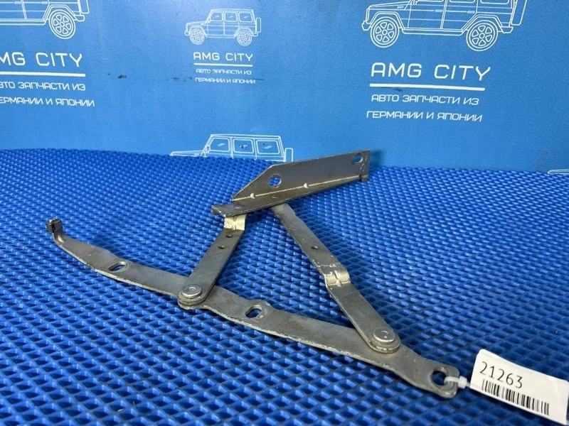 Петля капота Mercedes-Benz Vito 2001 A6387500351 W638 M104900, передняя правая