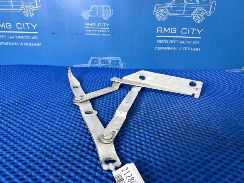 Петля капота Mercedes-Benz Vito 2001 A6387500351 W638 M104900, передняя правая