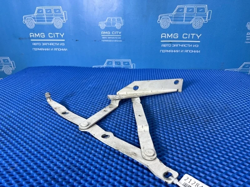 Петля капота Mercedes-Benz Vito 2001 A6387500351 W638 M104900, передняя правая