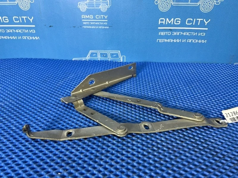 Петля капота Mercedes-Benz Vito 2001 A6387500351 W638 M104900, передняя правая