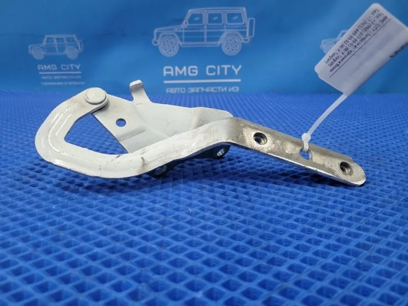Петля капота Mercedes-Benz Viano 2013 A6397500351 W639 M272978, правая