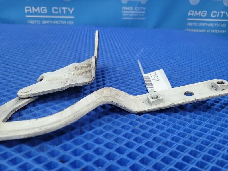 Петля капота Mercedes-Benz Viano 2013 A6397500251 W639 M272978, левая