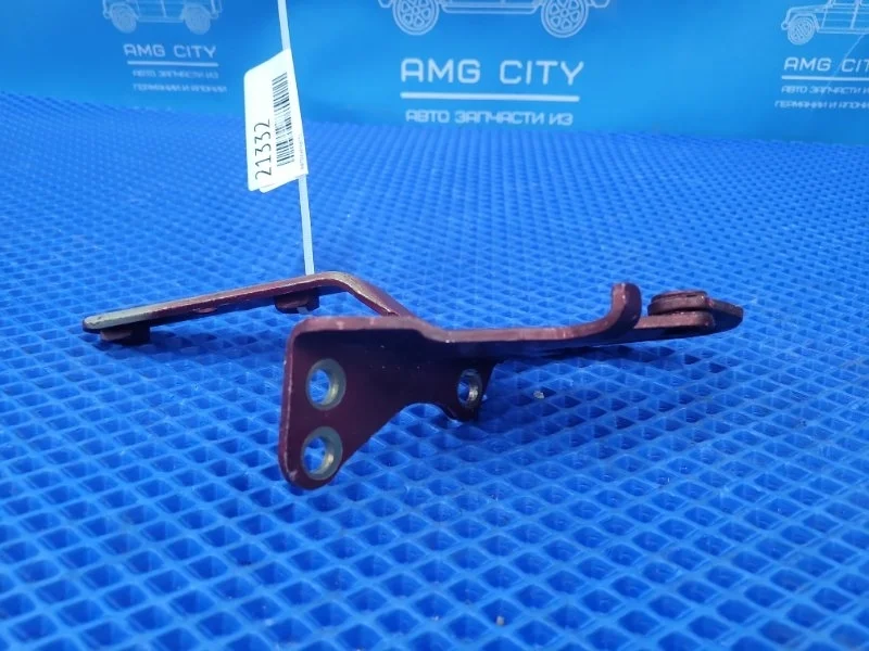 Петля капота Mercedes-Benz Viano 2013 A6397500351 W639 M272978, правая