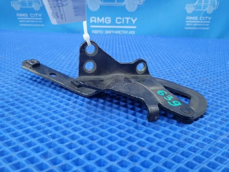 Петля капота Mercedes-Benz Viano 2013 A6397500251 W639 M272978, левая