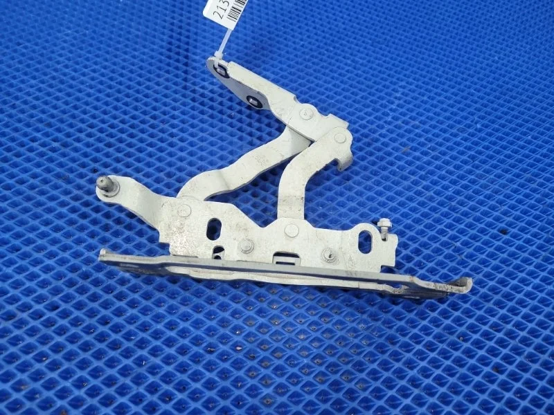 Петля капота Mercedes-Benz C-Class 2011 A2048800728 W204 М271860, левая