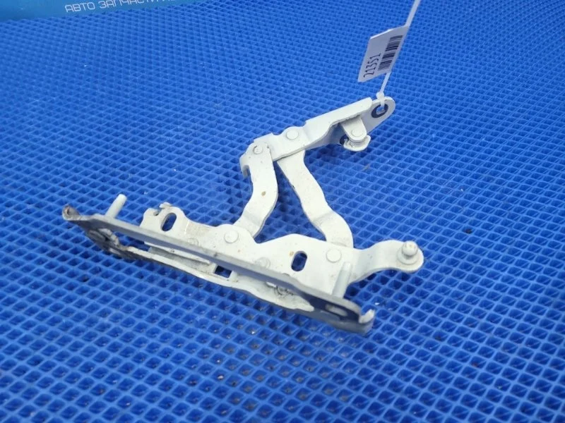 Петля капота Mercedes-Benz C-Class 2011 A2048800228 W204 M271820, правая