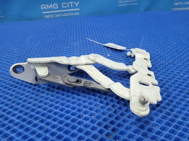 Петля капота Mercedes-Benz C-Class 2013 A2048800128 W204 M271820, левая