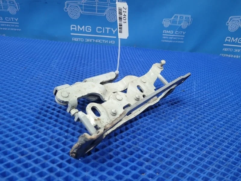 Петля капота Mercedes-Benz C-Class 2011 A2048800228 W204 M271820, правая
