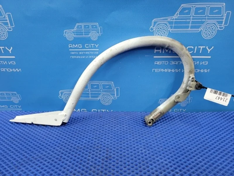 Петля крышки багажника Mercedes-Benz E-Class 2014 A2077500528 W207 M274920, левая