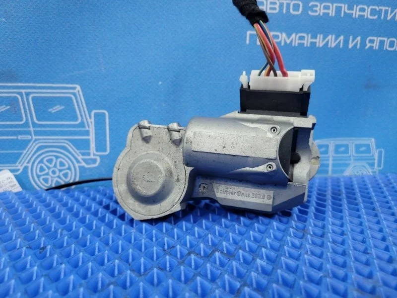 Блокиратор руля Mercedes-Benz Viano 2013 A0355457732 W639 M272978