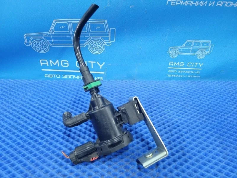 Клапан вентиляции топливного бака Mercedes-Benz E-Class 2013 A0014760532 W212 М276952