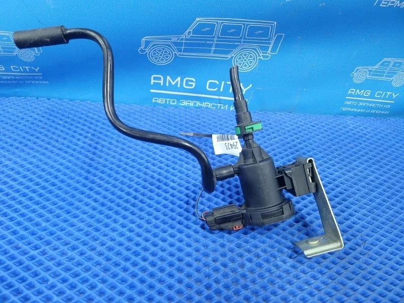 Клапан вентиляции топливного бака Mercedes-Benz E-Class 2013 A0014760532 W212 М276952