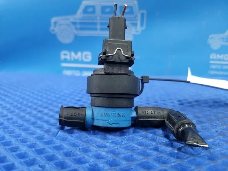 Клапан вентиляции топливного бака Mercedes-Benz C-Class 2010 A0004705493 W204 М271952