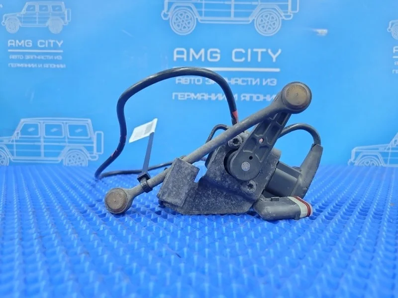 Датчик дорожного просвета Mercedes-Benz E-Class 2006 A0105427717 W211 М272964