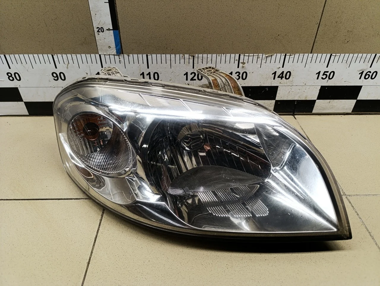 Фара правая Aveo (T250) 2005-2011