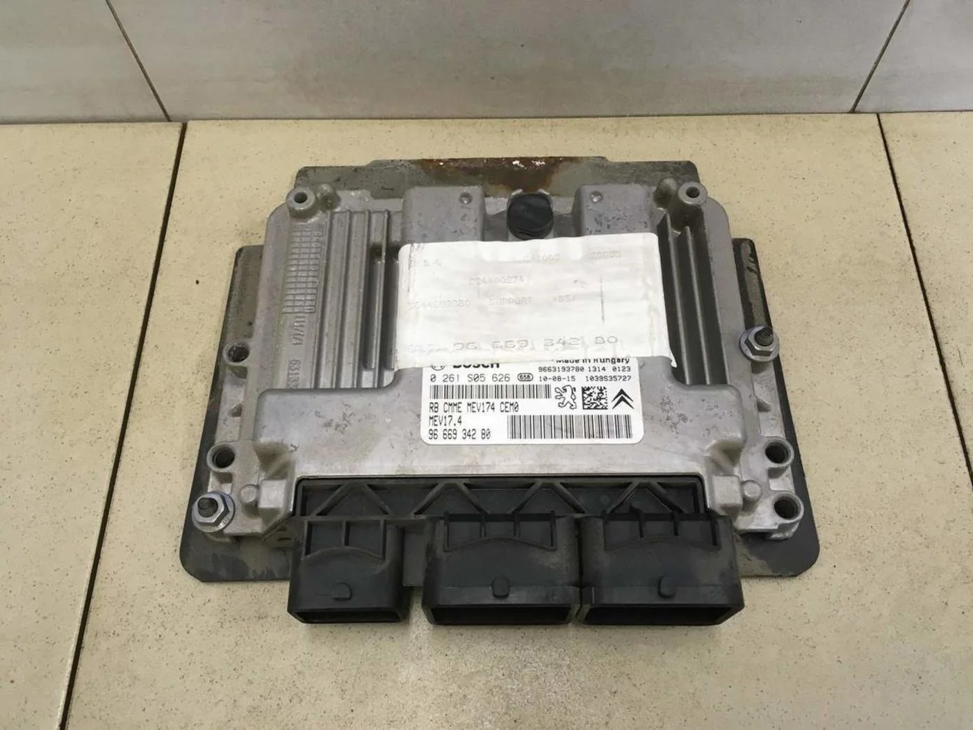 Блок управления двигателем C4 2005-2011