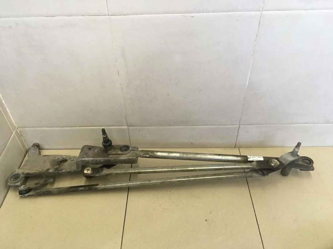 Трапеция стеклоочистителей Focus I 1998-2004