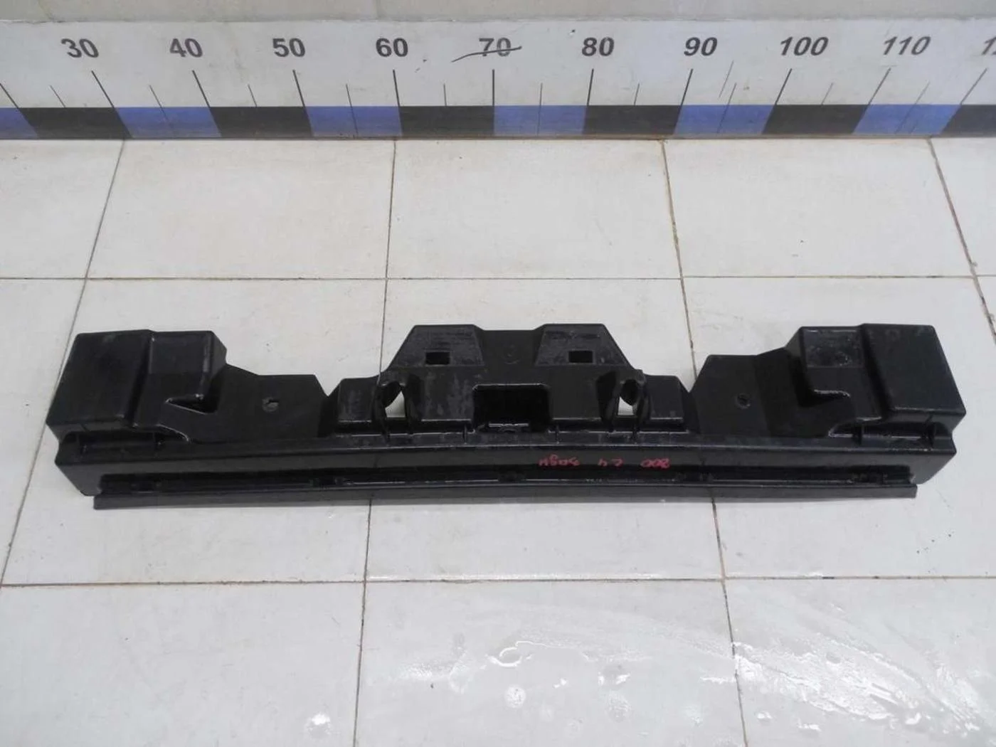 кронштейн заднего бампера C4 2005-2011