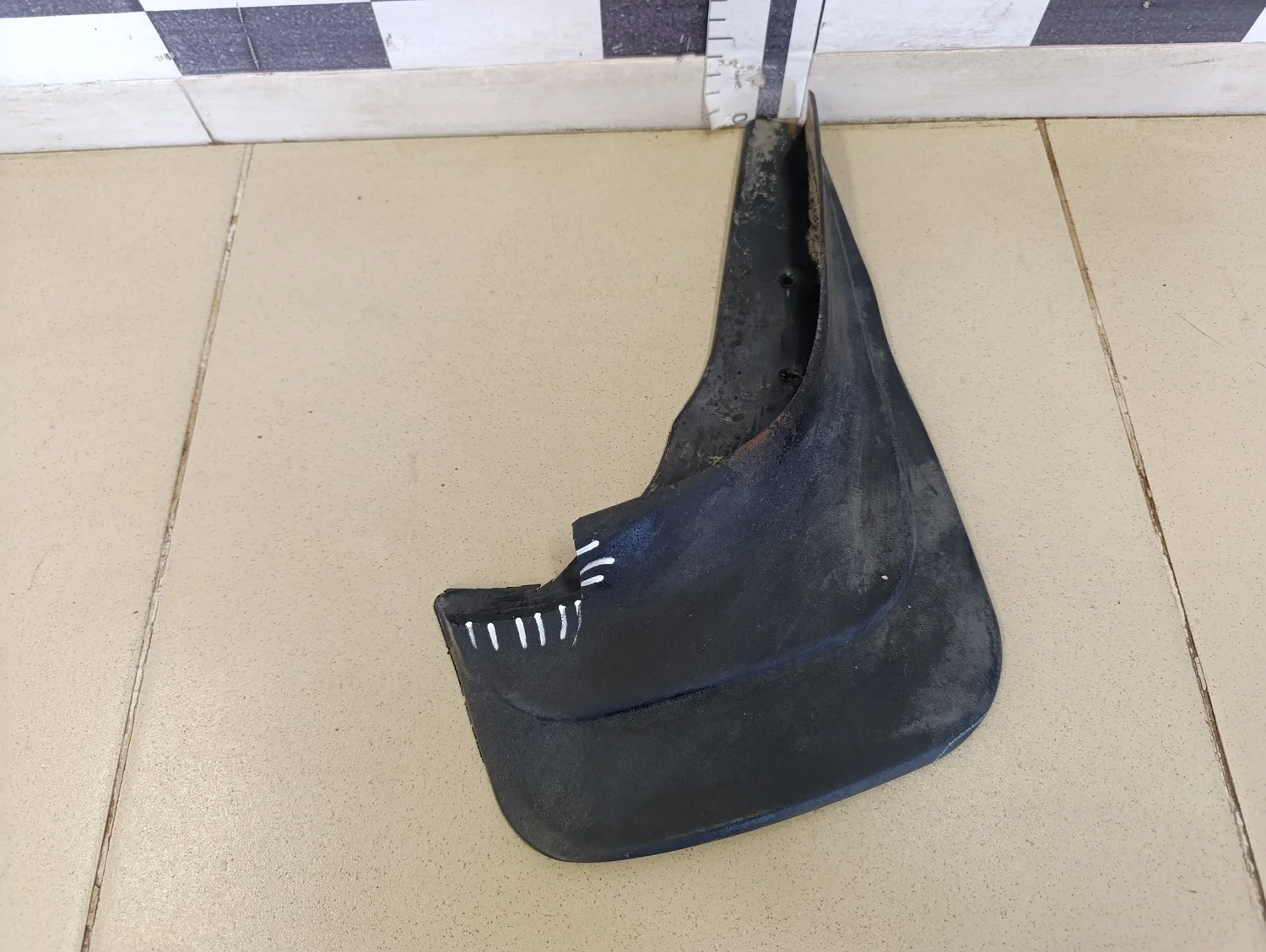 Брызговик передний правый Aveo (T250) 2005-2011