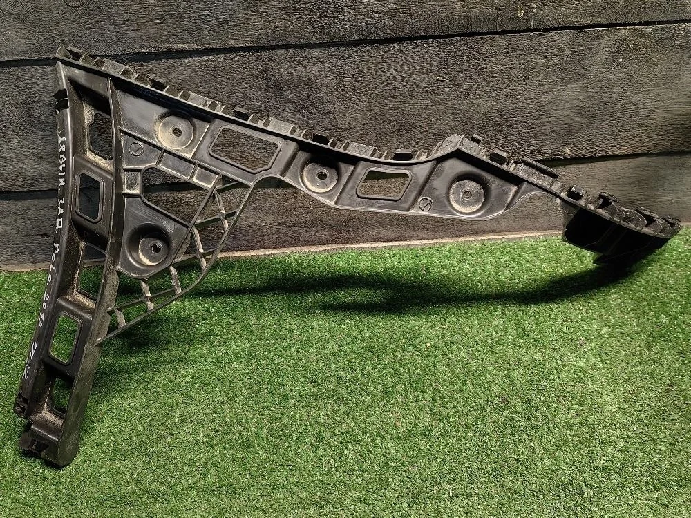 Кронштейн бампера задний левый Volkswagen Polo V