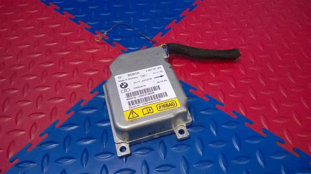 блок управления airbag BMW X5 E53  M54B30 231 лс 3.0i