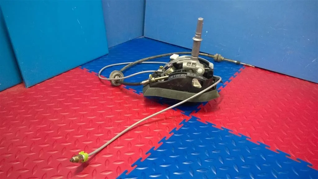 кулиса кпп BMW X5 E53  M54B30 231 лс 3.0i