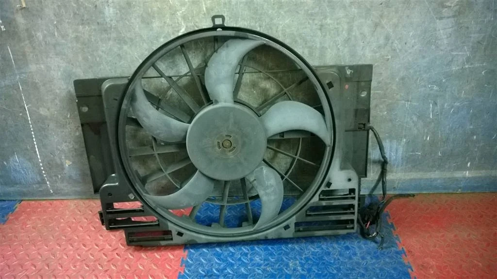 вентилятор радиатора BMW X5 E53  M54B30 231 лс 3.0i