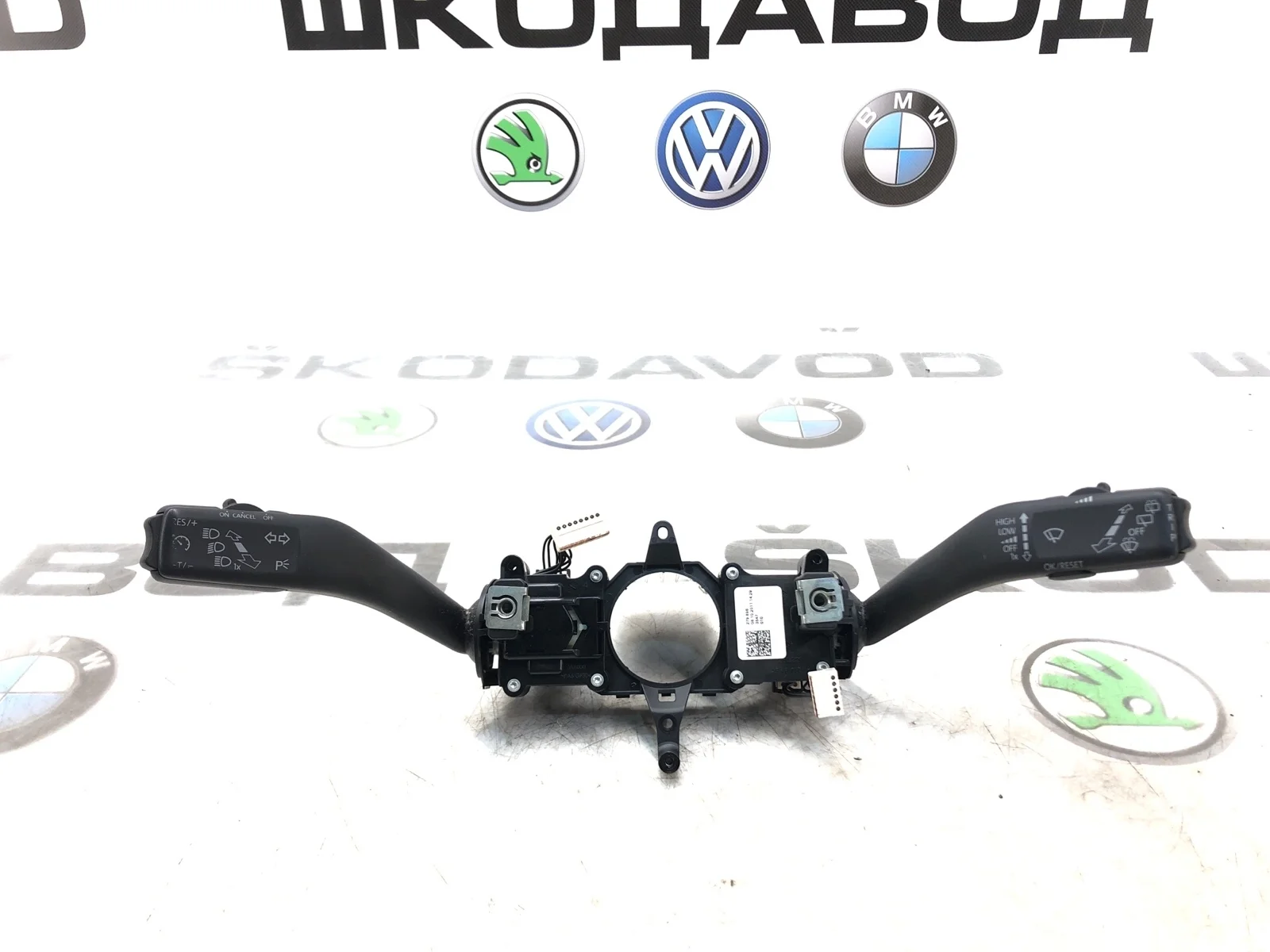 Подрулевой переключатель Skoda Octavia Scout 2011 5K0953502N9B9 A5 (1Z) 2.0 CFHC