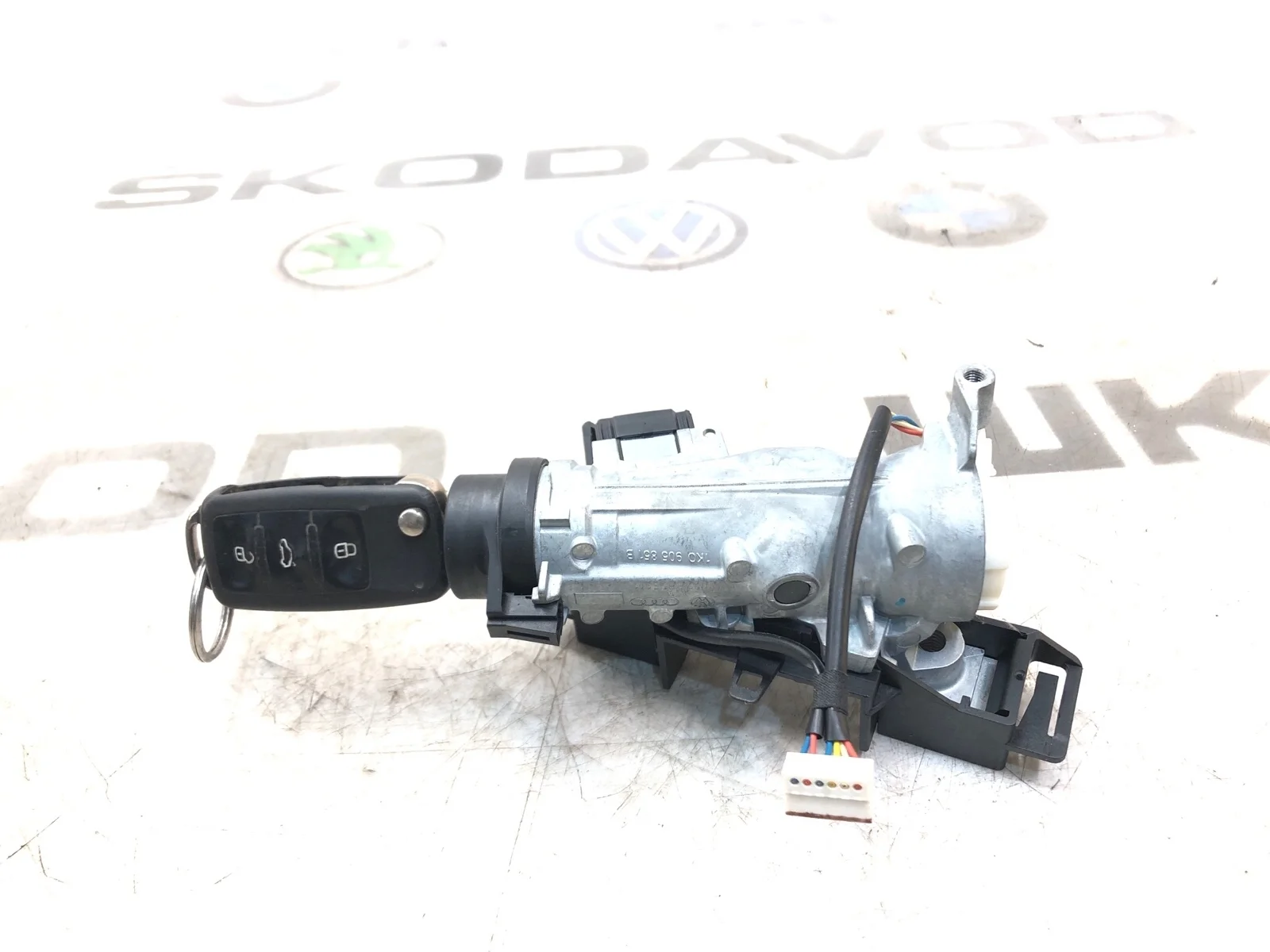 Замок зажигания Skoda Octavia Scout 2011 1K0905851B A5 (1Z) 2.0 CFHC