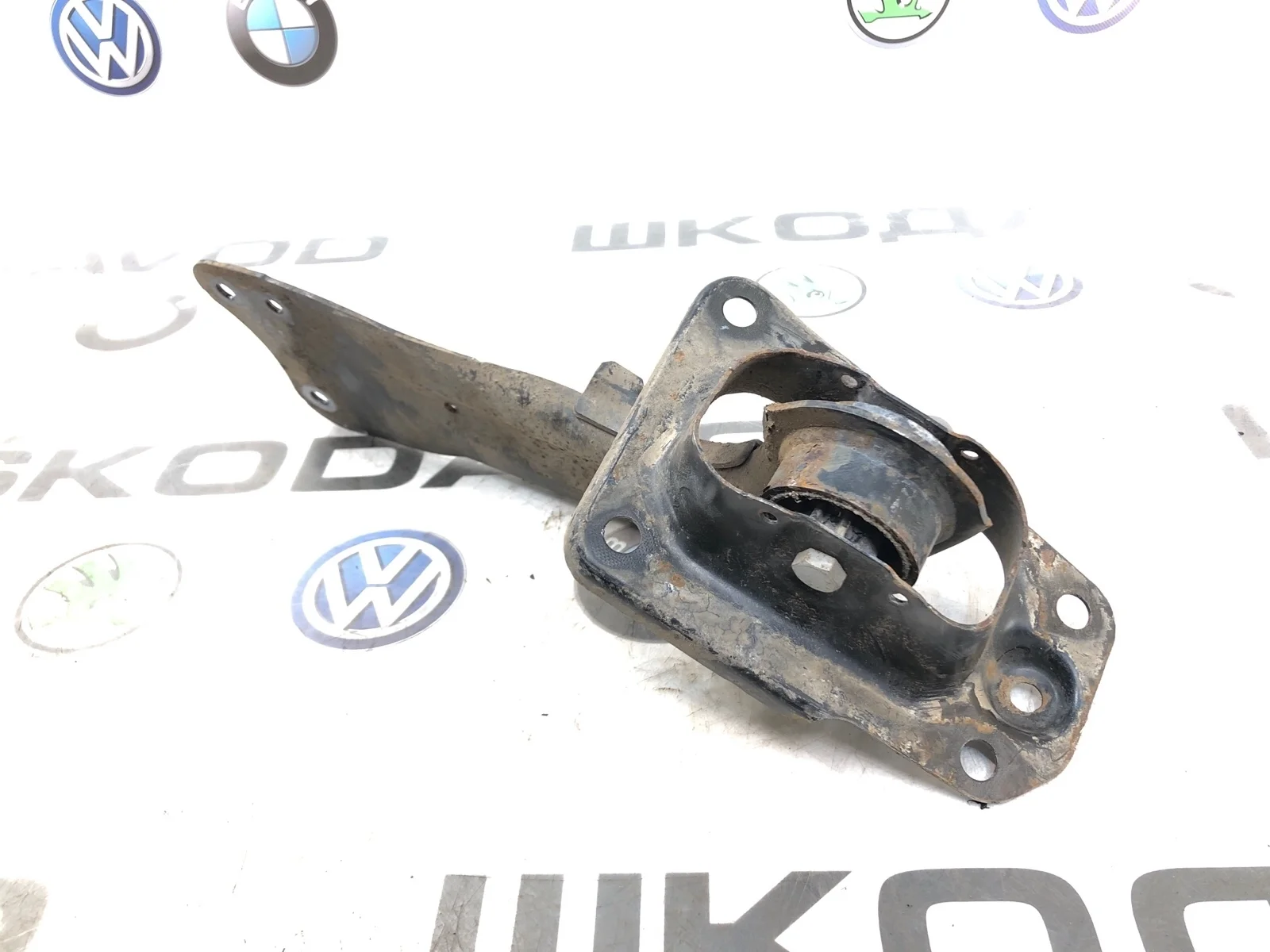 Рычаг продольный Skoda Octavia Scout 2011 1K0505224K A5 (1Z) 2.0 CFHC, задний правый