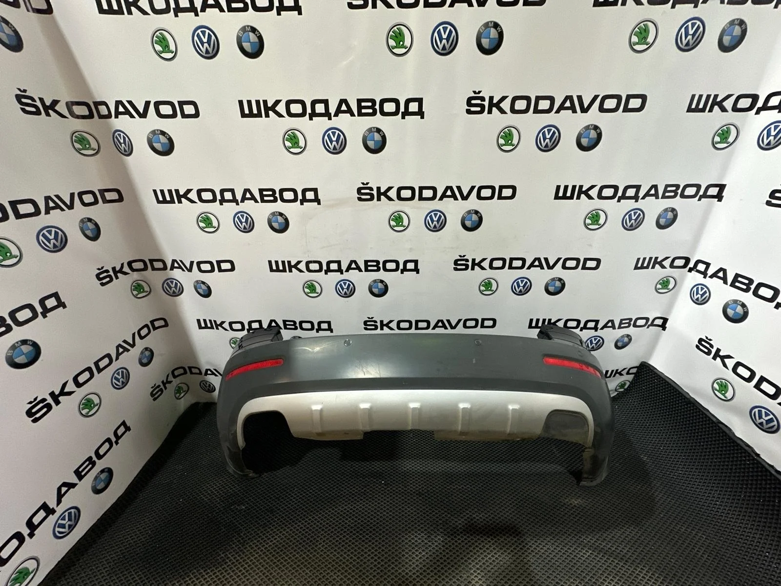 Бампер Skoda Octavia Scout 2011 1Z9807421D A5 (1Z) 2.0 CFHC, задний