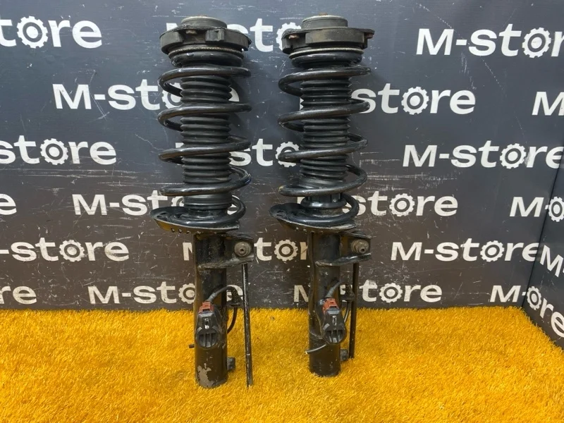 Стойка подвески Volkswagen Passat Cc 2010 3C0413031D B6/358 CCZB, передняя