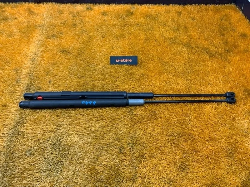 Амортизатор капота Mercedes-Benz Glk-Class 2010 A2049800564 X204 272.948