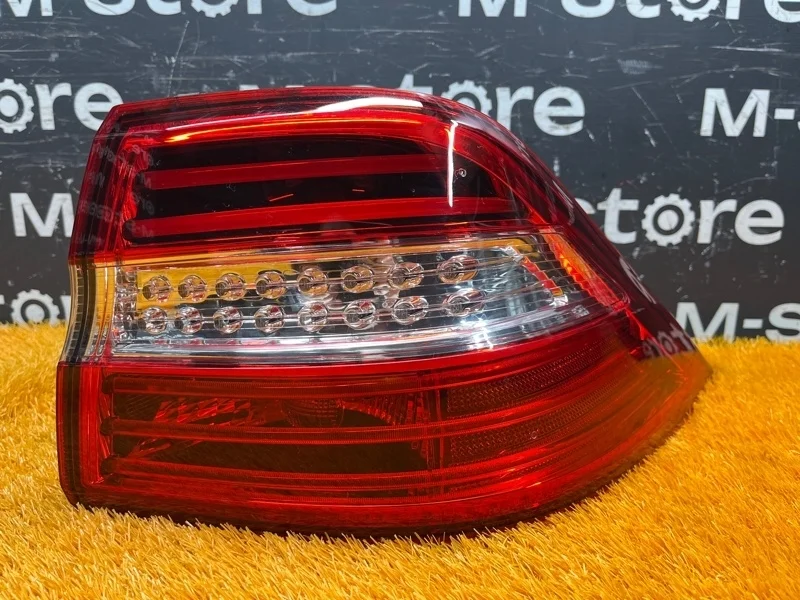 Фонарь задний Mercedes-Benz M-Class 2012 A1669063201 W166 642.826, правый