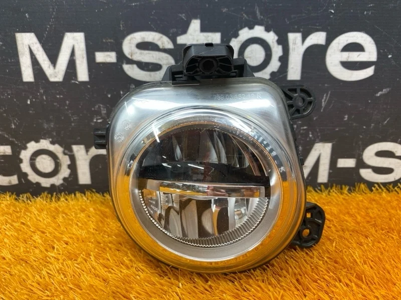 Фара противотуманная Bmw X5 2013 63177317252 F15 N57D30A, правая