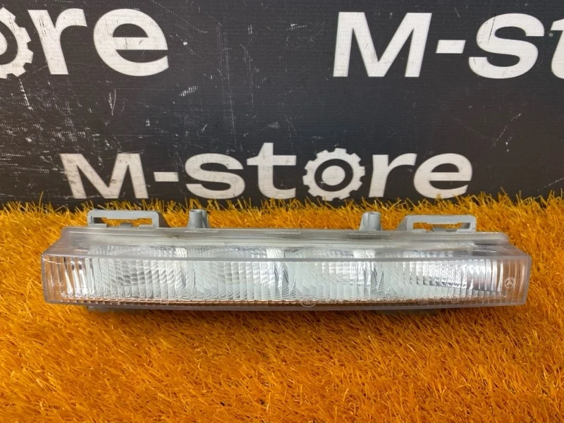 Дневной ходовой огонь (ДХО) Mercedes-Benz M-Class 2012 A2049065501 W166 642.826, правый