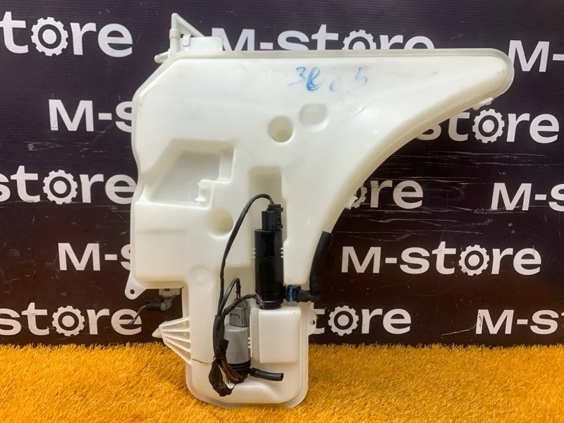 Бачок омывателя Bmw 3-Series 2007 61677157145 E92 N54B30A, передний