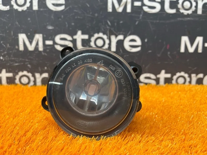 Фара противотуманная Land Rover Range Rover 2006 XBJ000080 L322 448PN, правая