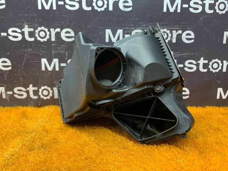 Корпус воздушного фильтра Audi Q5 2014 8R0133837S 8R CNC