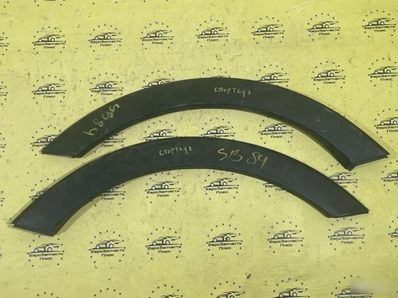 Накладка колесной арки Kia Sportage 3 877423U000 SL, задняя