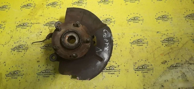 Поворотный кулак Kia Sportage 3 517163U000 SL