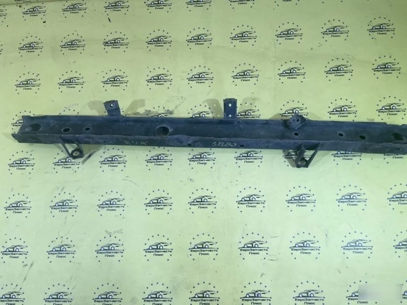 Планка радиатора Nissan Juke 625301KE0B F15