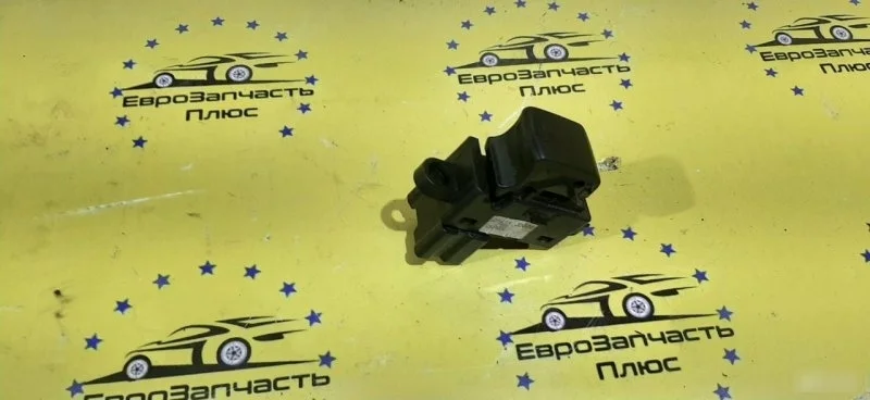 Кнопка стеклоподъемника Nissan Qashqai 25411BR00A J10