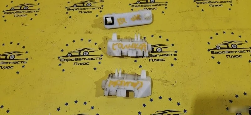 Кронштейн бампера Nissan Qashqai 85227JD01A J10, задний