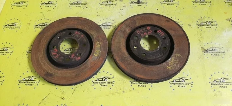 Диск тормозной Peugeot 308 4249J6, передний