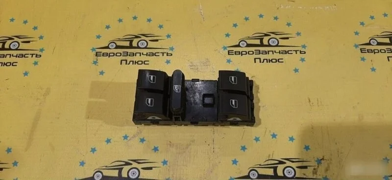 Блок управления стеклоподъемниками Volkswagen Passat B7 1K4959857B