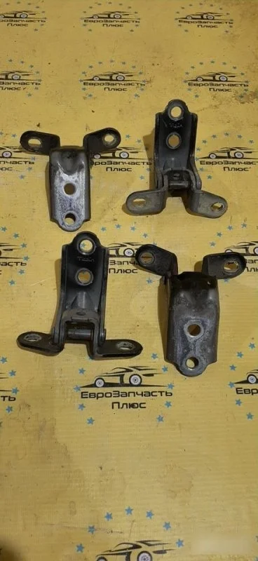 Петля двери Hyundai I30 1 793202H000 FD