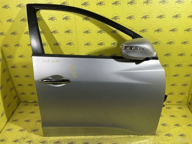 Дверь Hyundai Ix35 1 760042Y000 LM, передняя правая