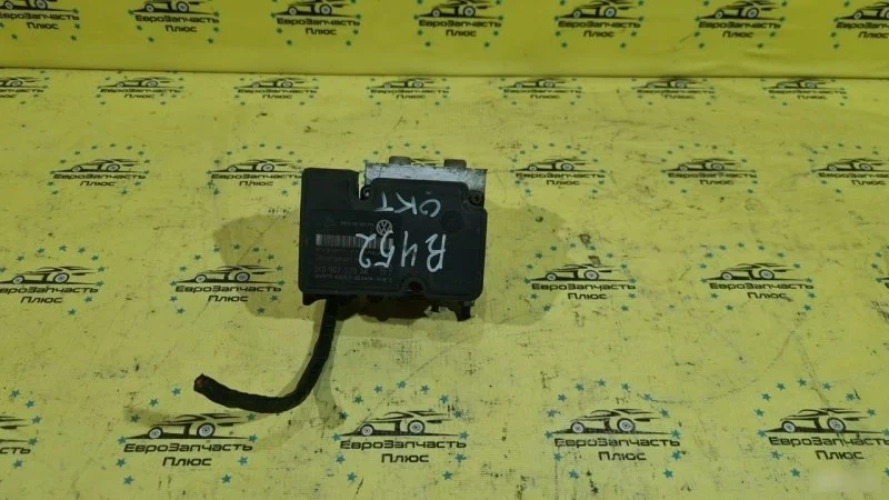 Блок ABS Skoda Octavia A5 1K0614117S 1Z