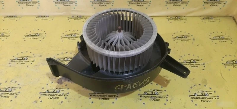 Моторчик печки Skoda Fabia 2 6Q1819015G 5J